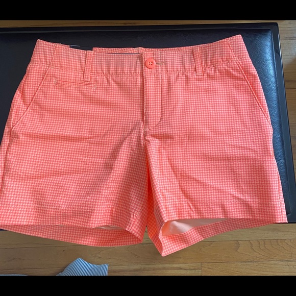 Under Armour Shorts - Picture 2 of 2